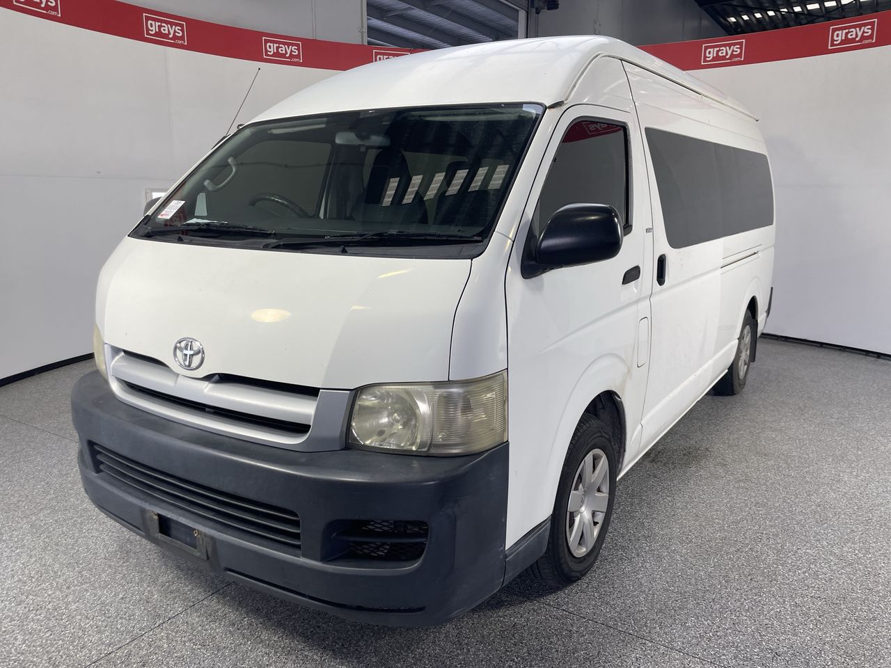 2005 Toyota HiAce TRH223R Automatic 12 Seats Bus