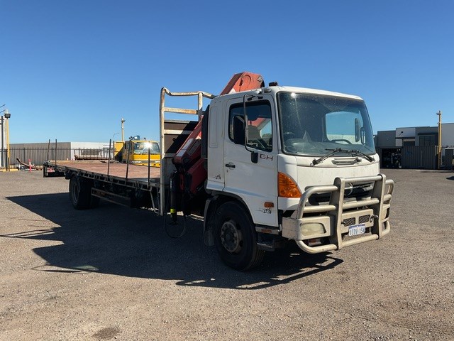 Hino, Mitsubishi & Izusu Crane Trucks and a Hiab