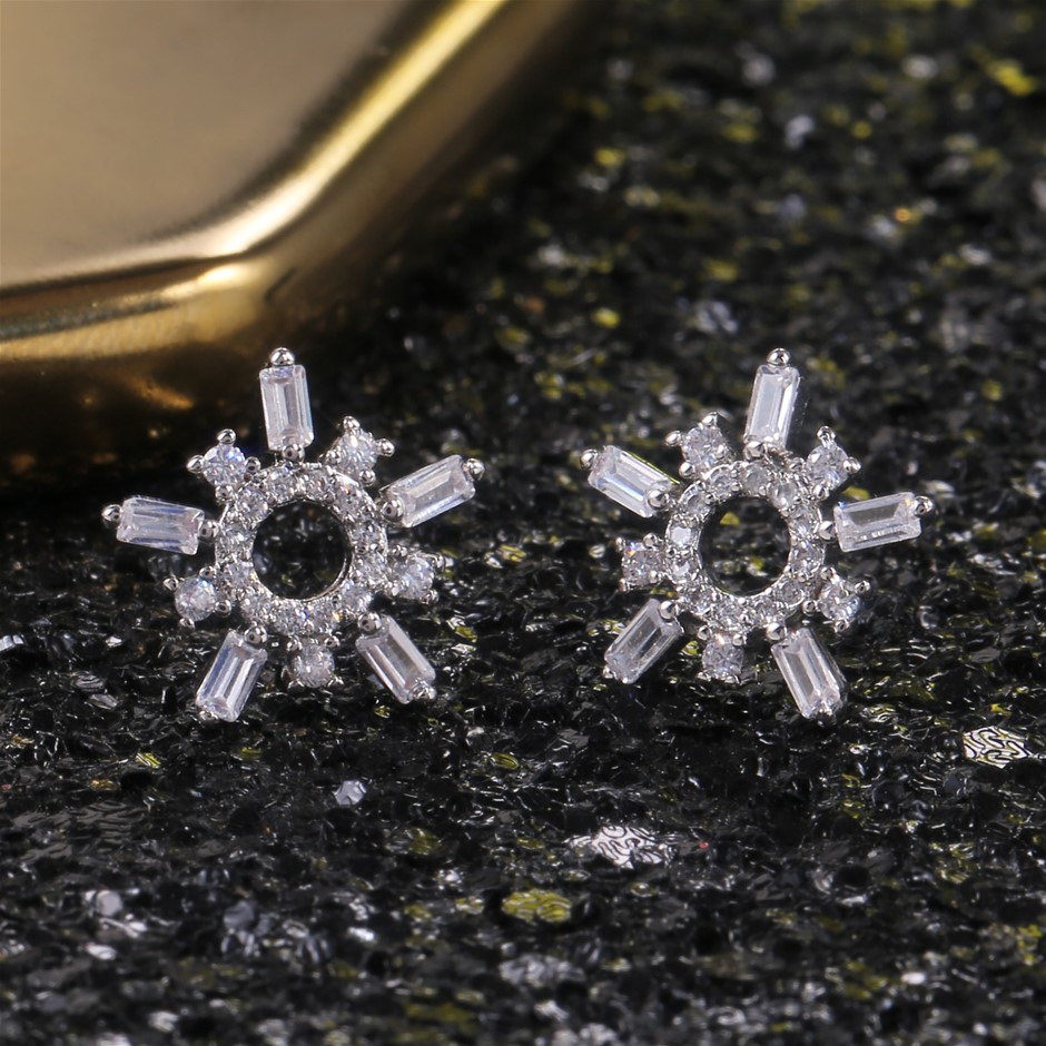 Elegant 18K White Gold plated Diamonds Simulants earrings