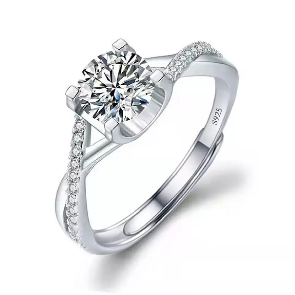 Elegant 18k White Gold Plated 1.00 Carat Round Simulated Diamond Ring