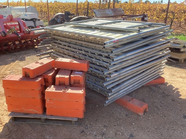Temporary Fencing Panels And Weighted Feet, Quantity Of Auction (0069 ...