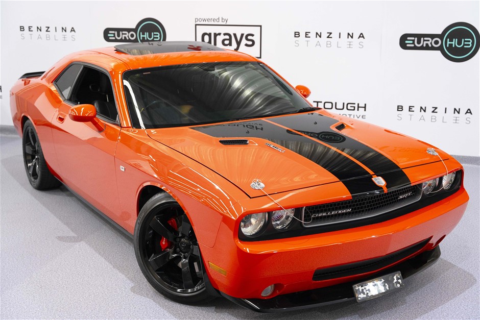 2008 Dodge Challenger SRT8 Automatic 5 Speed