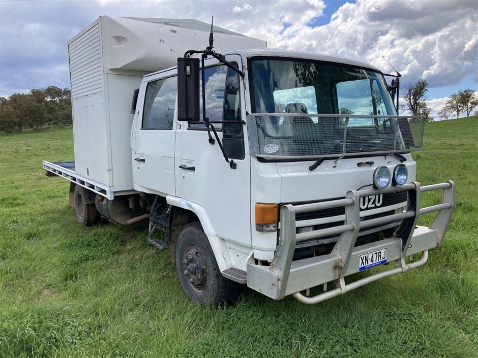 Earthmoving, Trucks, Attachments, Plant & Equipment - NSW