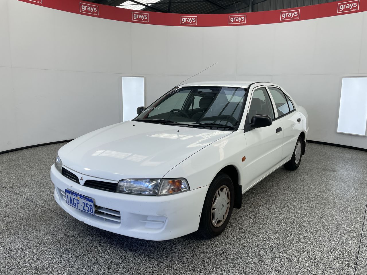 1998 Mitsubishi Lancer GLXi CE Automatic Sedan
