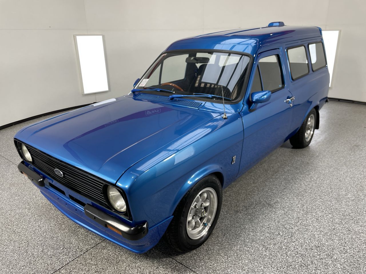 1976 FORD ESCORT PANEL VAN MANUAL