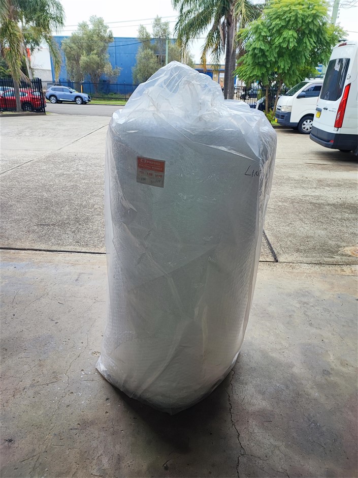 No Reserve Polycell Bubble Wrap Roll & Kraft Padded Mailer