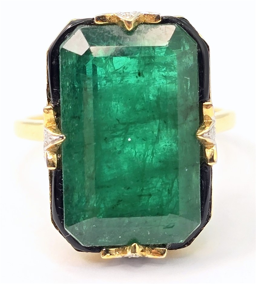 Giant 11 Carat Emerald And Diamond Ring - $13.6k Valuation