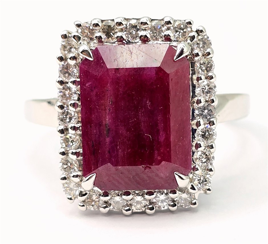 8.67 CARAT BURMESE RUBY AND DIAMOND RING Auction (0001-2560410) | Grays ...