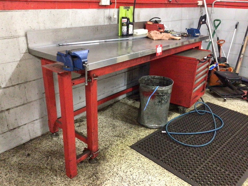 Workshop Bench and Other Items Auction (0007-7052359) | Grays Australia