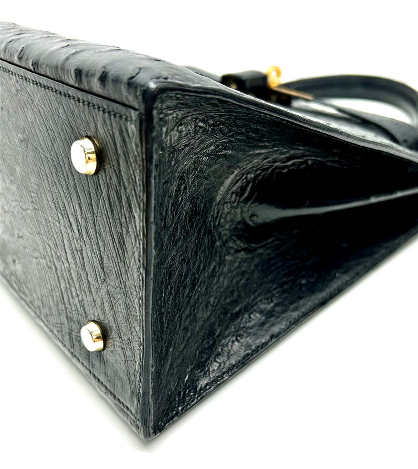 HERMES Paris Kelly 28 Ostrich Vintage Handbag Auction (0001