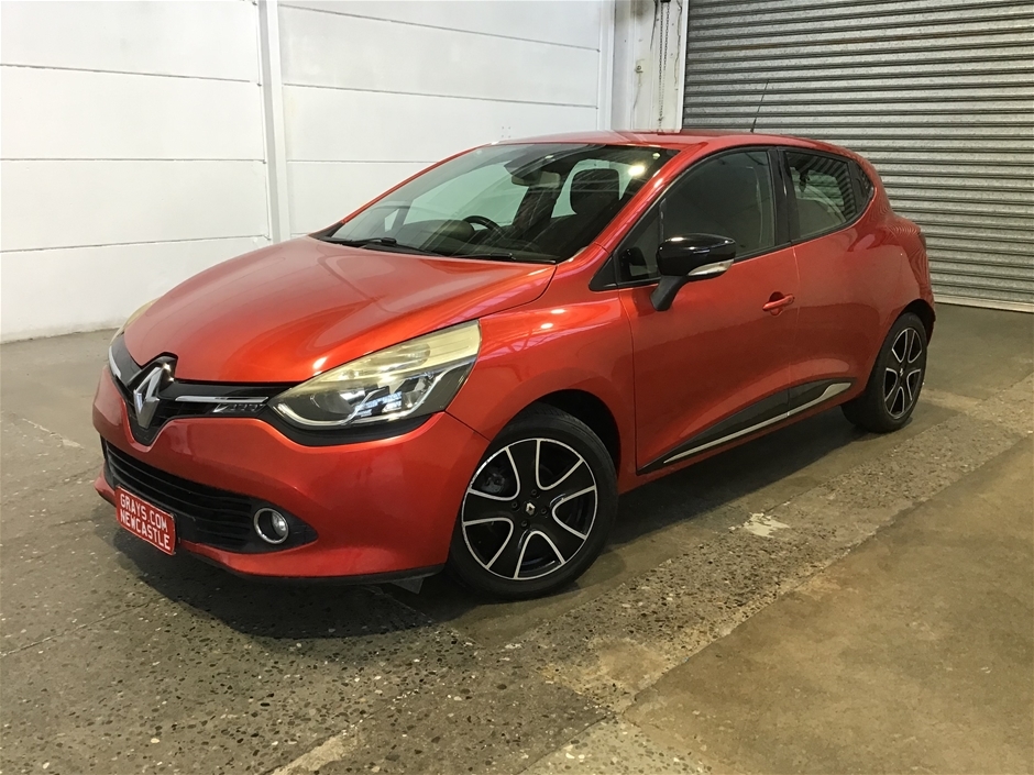 2013 Renault Clio Expression Manual Hatchback