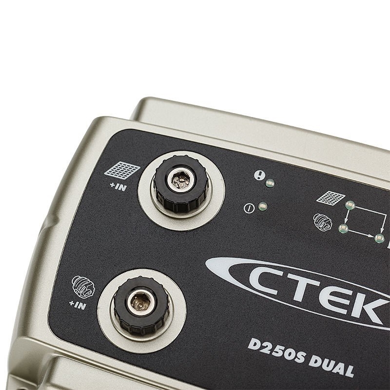 CTEK D250S Dual Caricabatterie DC 12V (56-677) » IlMioCamper.com Shop