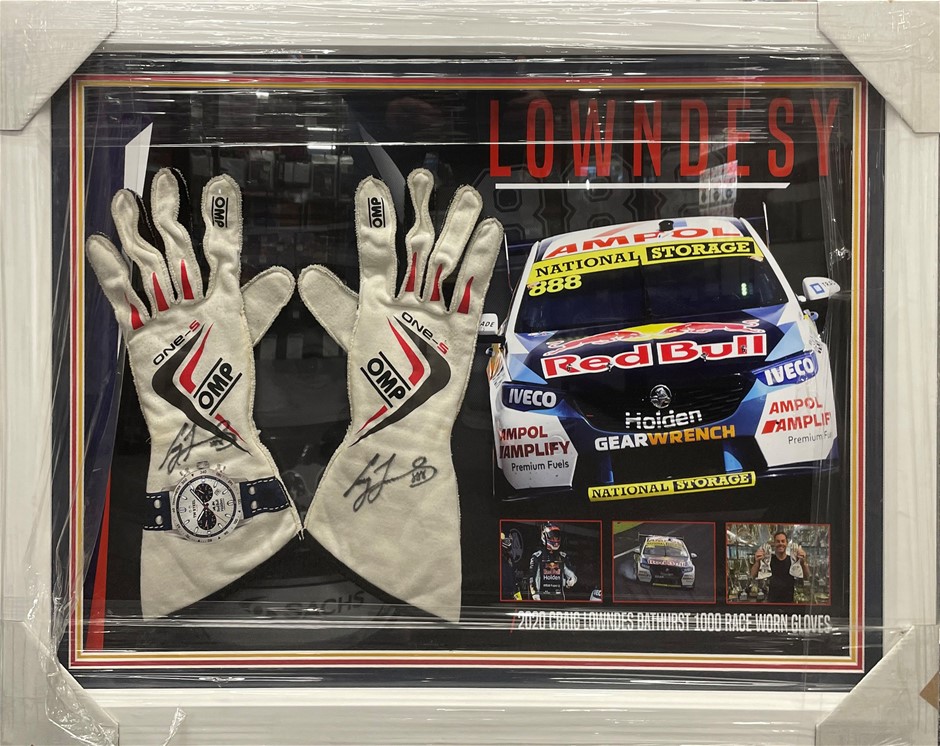 MOVIES & SPORT COLLECTABLE MEMORABILIA