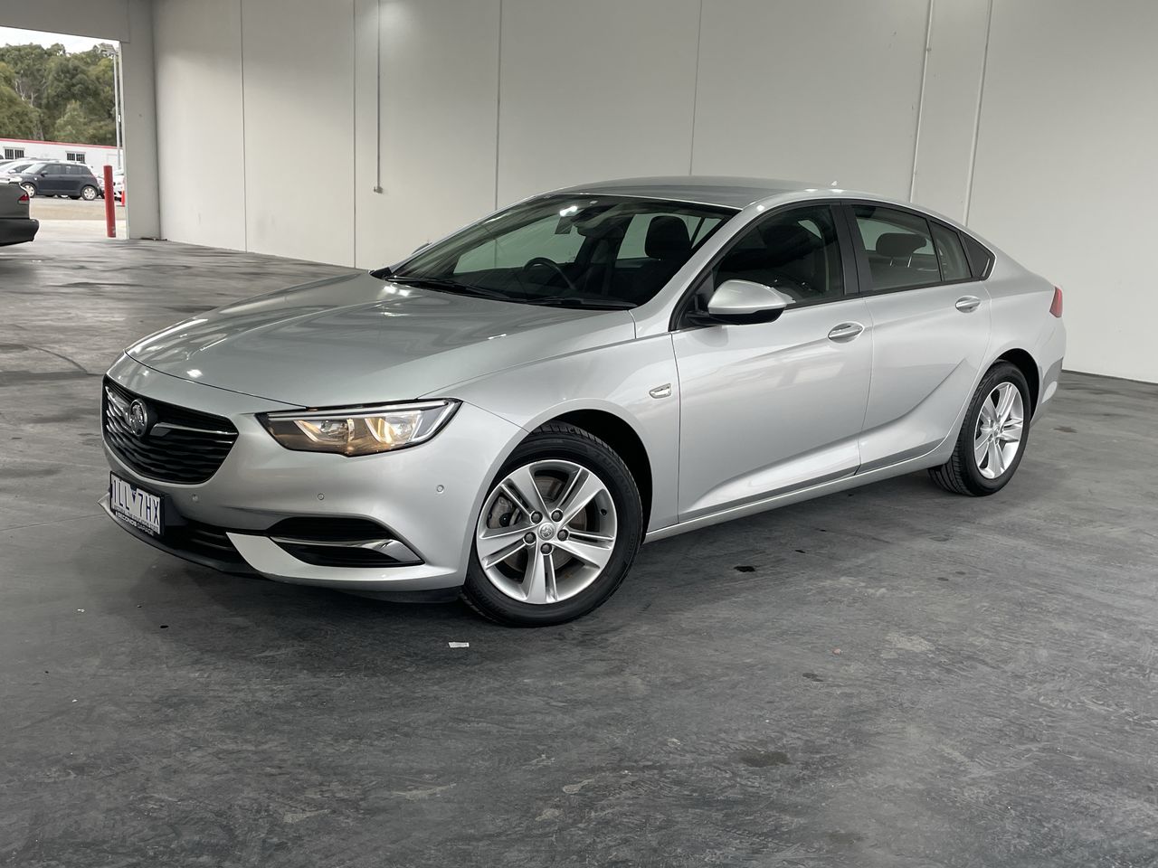 2017 Holden COMMODORE LIFTBACK LT ZB Turbo Diesel Auto - 8 Speed ...