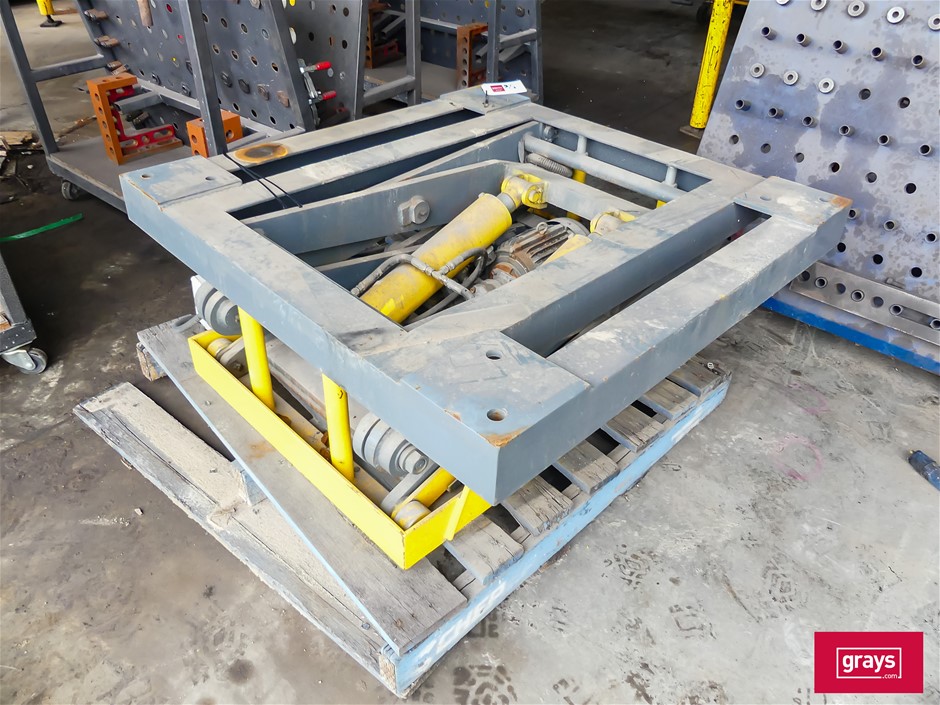 Hydraulic Lift Table
