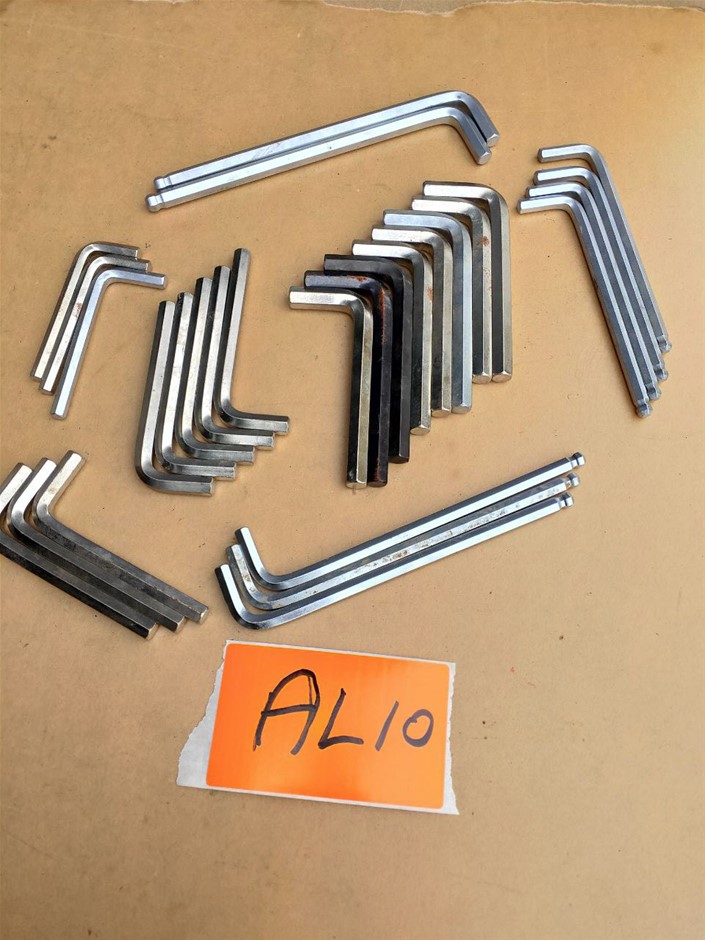 Large Unreserved Site Clearance Sale