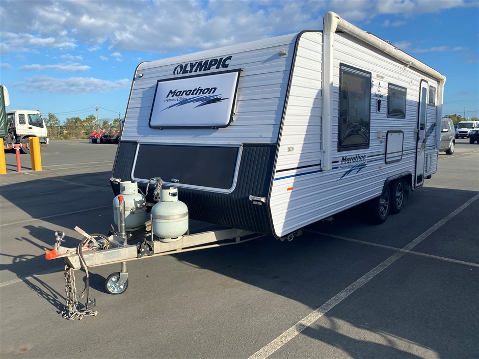 2015 OLYMPIC MARATHON CARAVAN - NO RESERVE