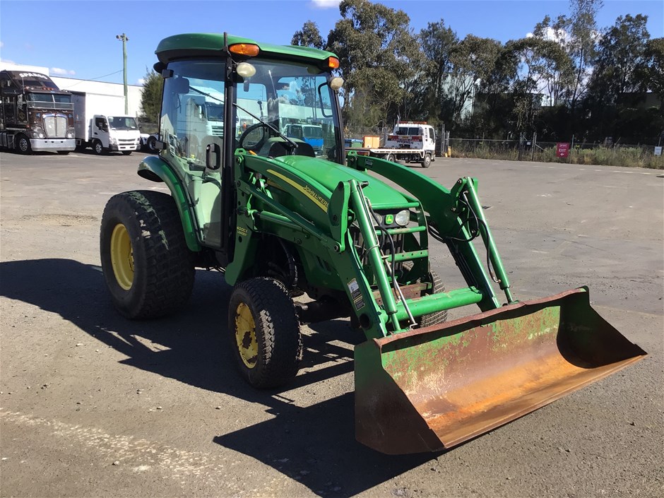 John Deere 4720 400CX Loader Tractor Auction (0001-5057578) | Grays ...