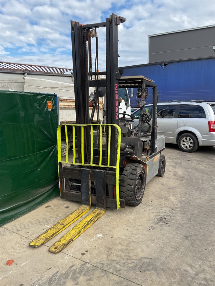 Nissan 001078 Counterbalance Forklift