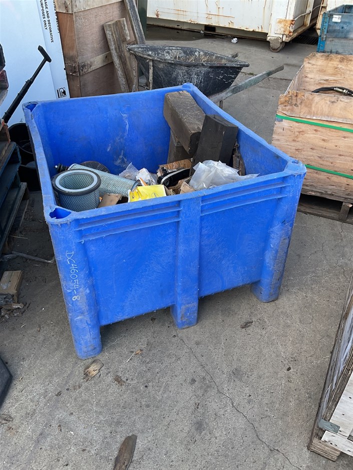 Stillage Of Truck And Bus Parts