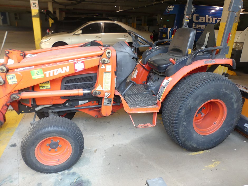 No Reserve - Tractor, Groundcare & Catering Equipment
