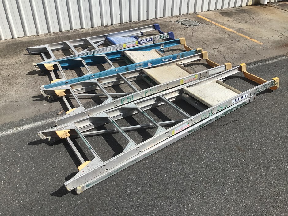 4 x Bailey Platform Ladders Auction (0021-7053838) | Grays Australia