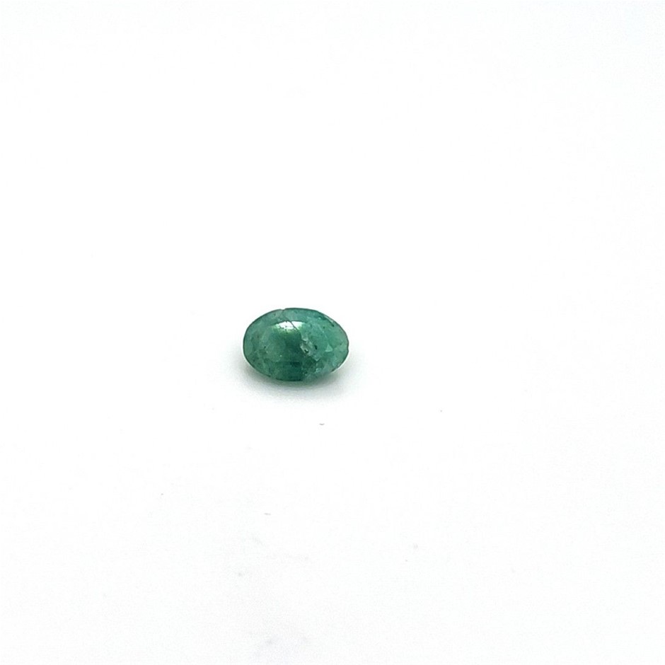 0.69 Ct - Emerald
