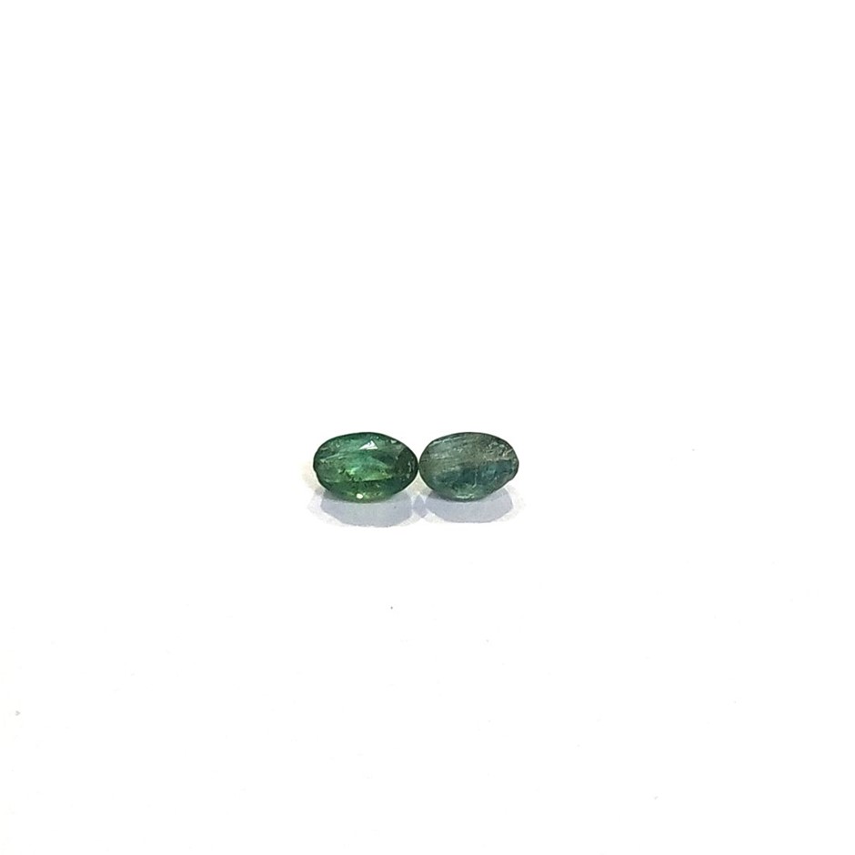 0.51 Ct - 2 Pcs Emerald