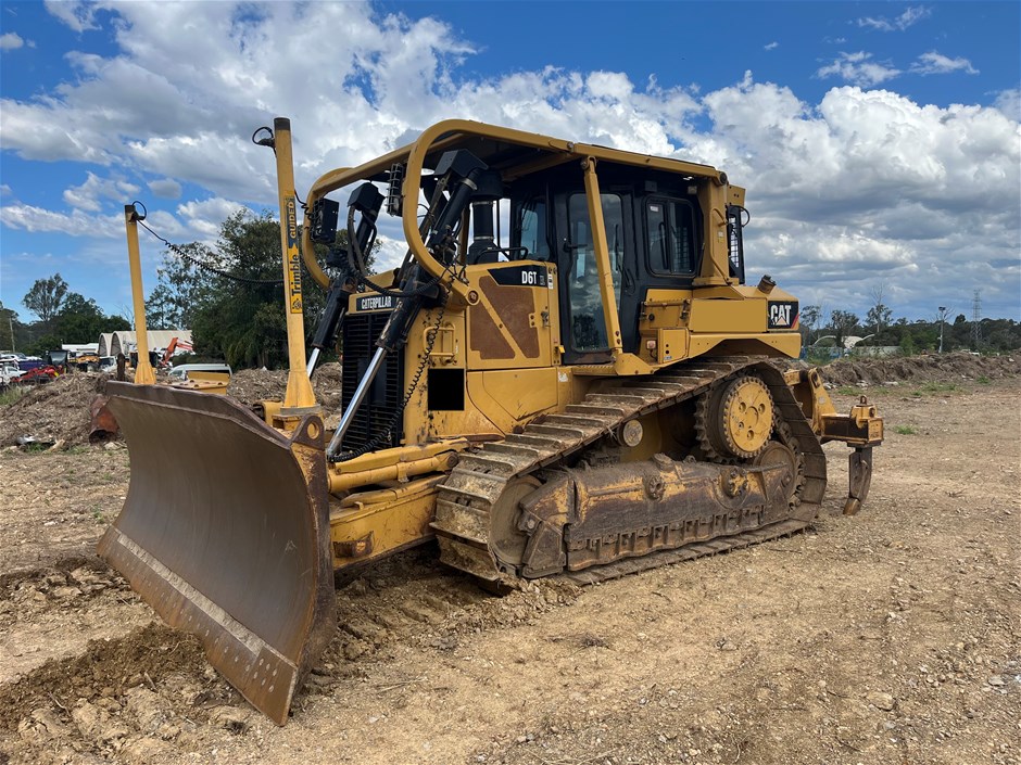 2014 CAT D6T XL Crawler Dozer (Trimble GPS)