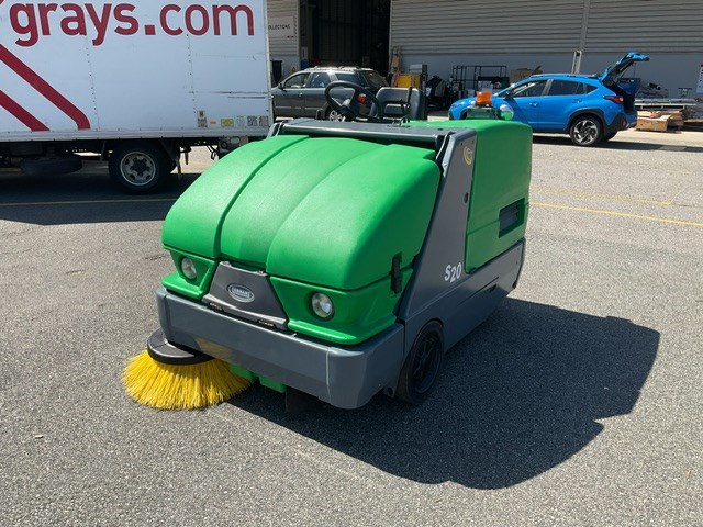 Tennant S20 Sweep Max Rise On Street Sweeper