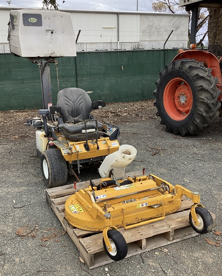 WALKER MDDGHS Ride On Lawn Mower Auction (0037-3030695) | Grays Australia