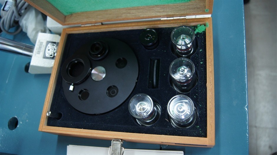 Microscope: Kyowa Medilux-12 Series; Twin WF10x eyepieces, 5 socket rotatin  Auction (0020-5008409) | Grays Australia