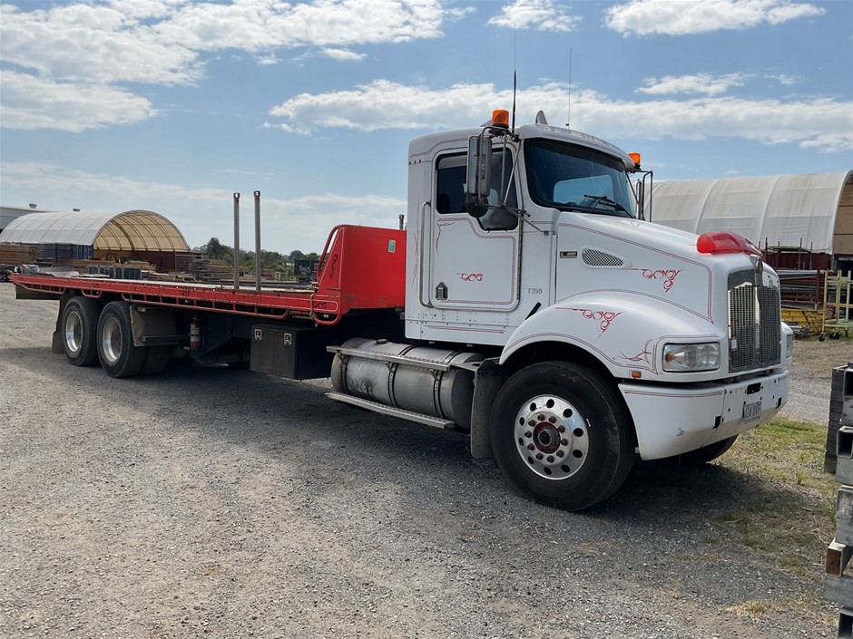 Trucks, Telehandlers, Forklifts, EWP's, Plant & Equipment