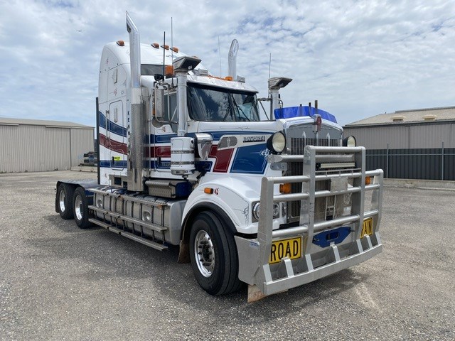 2017 Kenworth T909 6 x 4 Prime Mover Truck (130T) Auction (0005