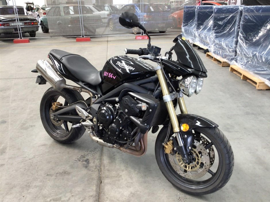 <p>2007 TRIUMPH  Daytona 675 Motorcycle(WOVR-INSPECTED)</p>