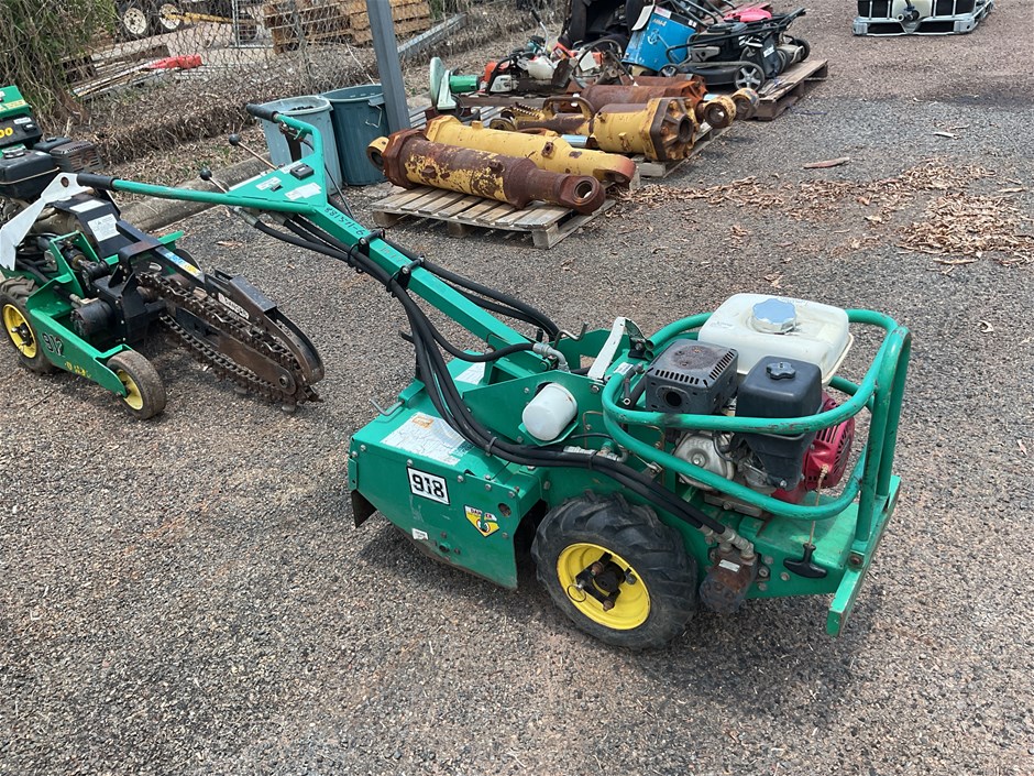 <p>LAWN ROTARY HOE - HYDRAULIC PETROL</p>