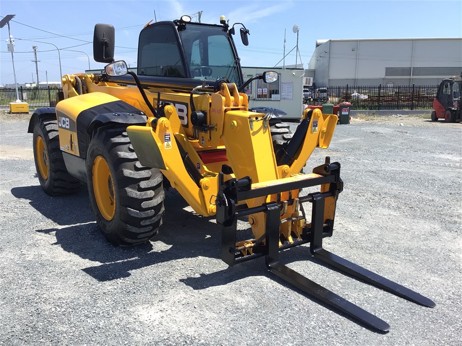  2011 JCB 550-140 Telehandler