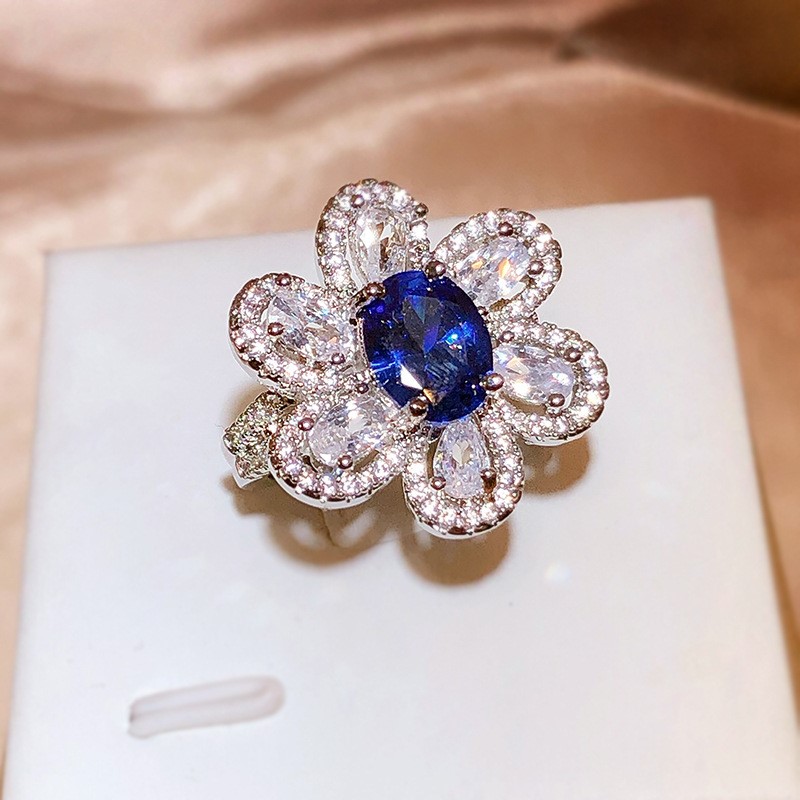 Elegant 18K Triple White Gold plated Lab Simulated Sapphire Ring