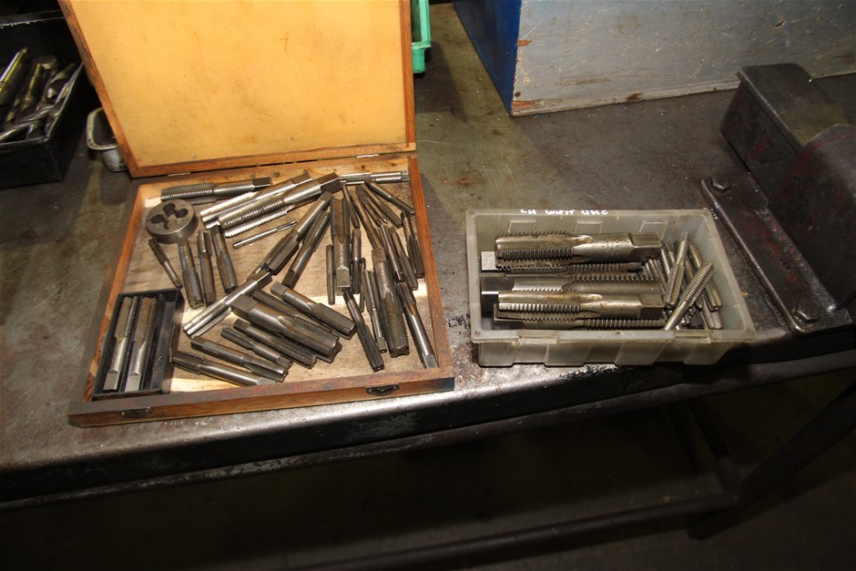Quantity of Assorted Left Hand Taps Auction (0120-5058494) | Grays ...