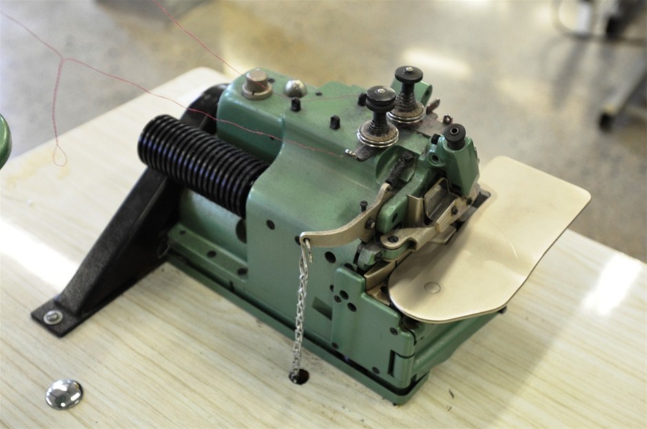 Industrial Purl Edge Sewing Machine Merrow Purl Stitching Machine