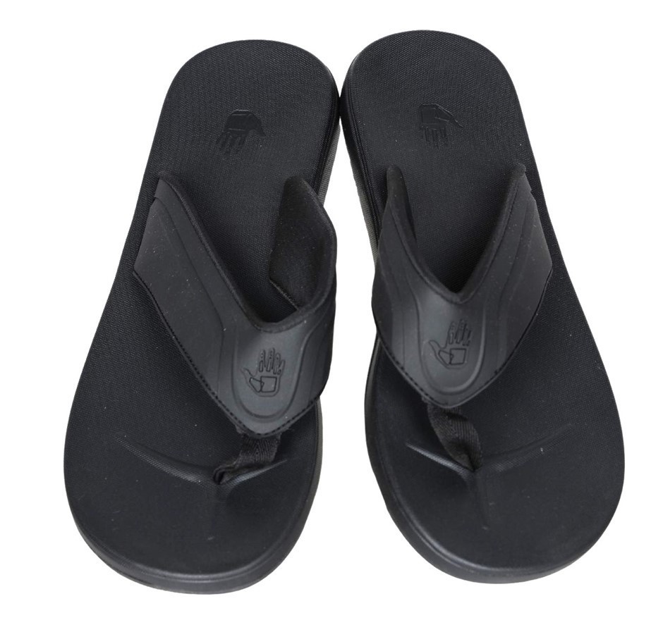 BODY GLOVE Men's Comfort Flip Flops, Size US11, Black. Buyers Note - Disco