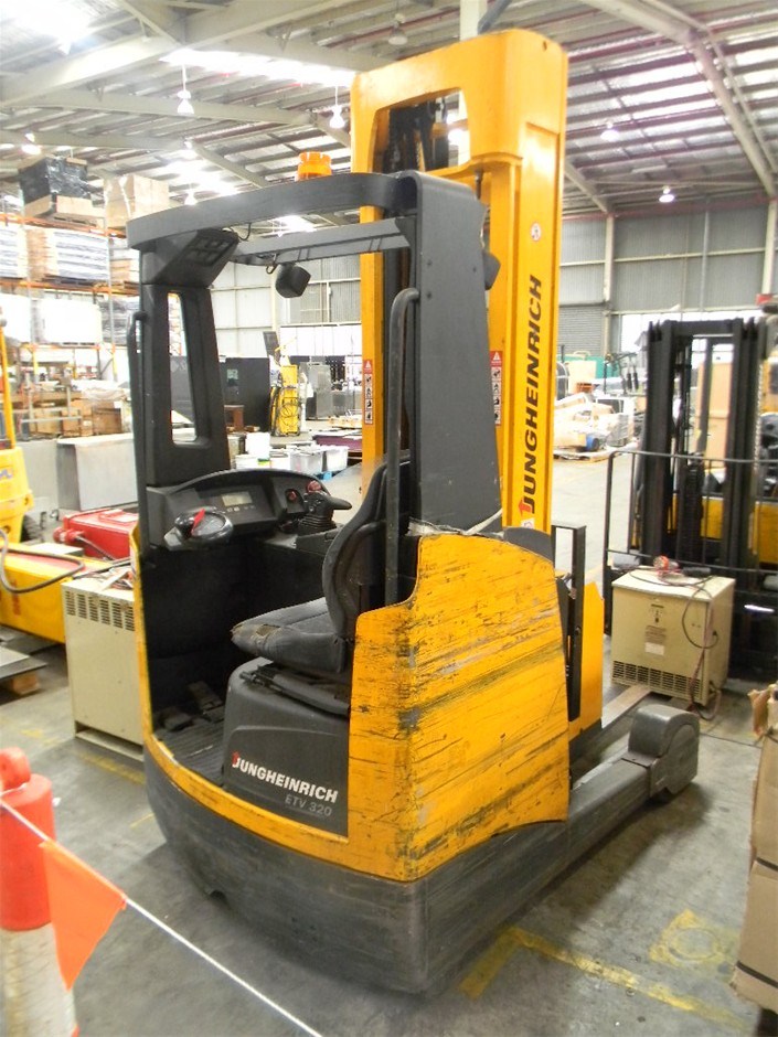 High Reach forklift Jungheinrich ETV320 Auction (00045008483