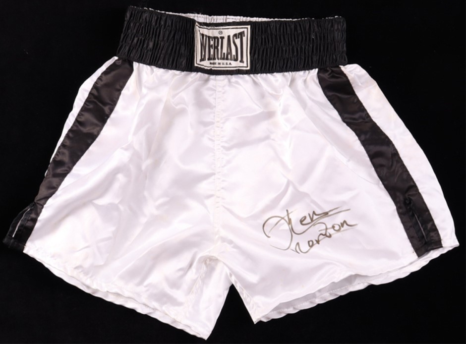 SPORTS & MOVIE SIGNED MEMORABILIA