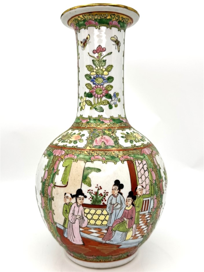 C.1900 Chinese Qing Dynasty Famille Rose Porcelain Vase