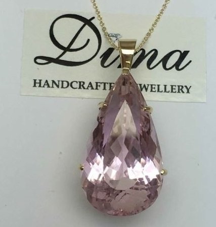 9ct Yellow Gold, 40.88ct Kunzite Necklace