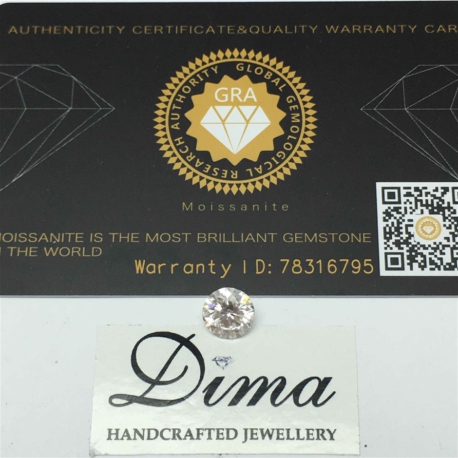 One Stone Moissanite Round 1.80ct (8mm)