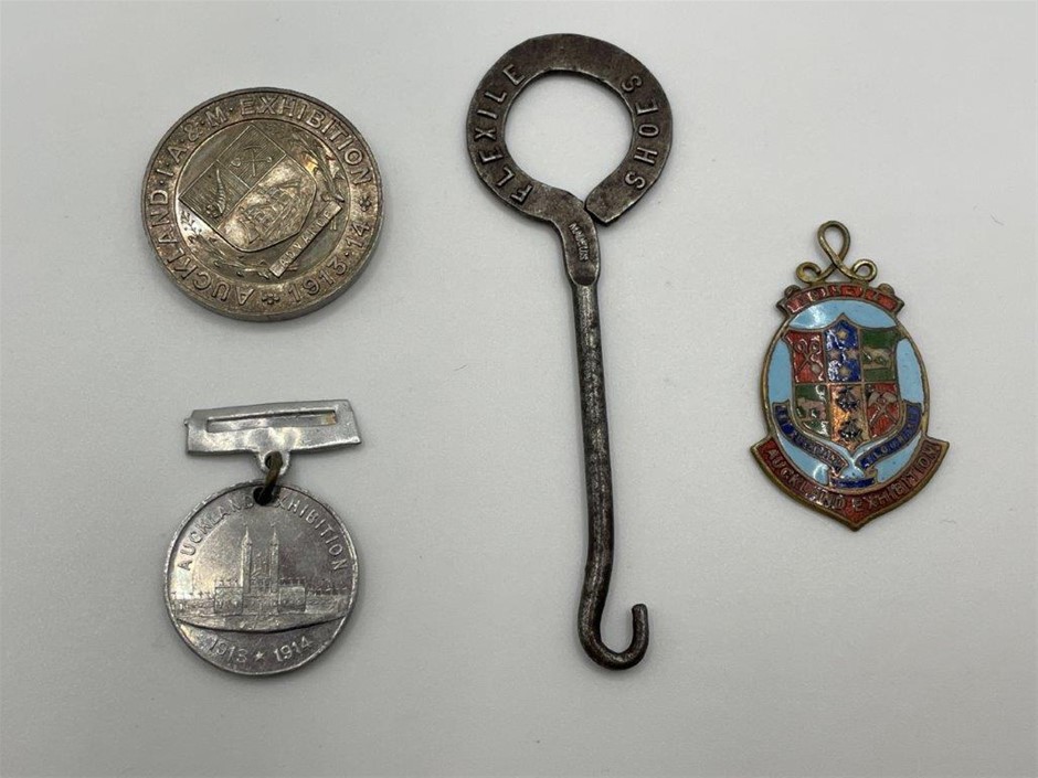 4 x Asstd Exhibition medals & souvenir boot-lace hook, Cir. 1913-14, fine