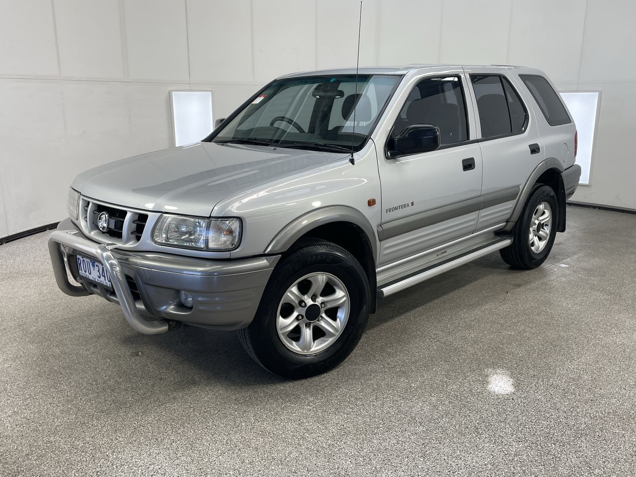 2001 Holden Frontera S (4x4) Manual Wagon