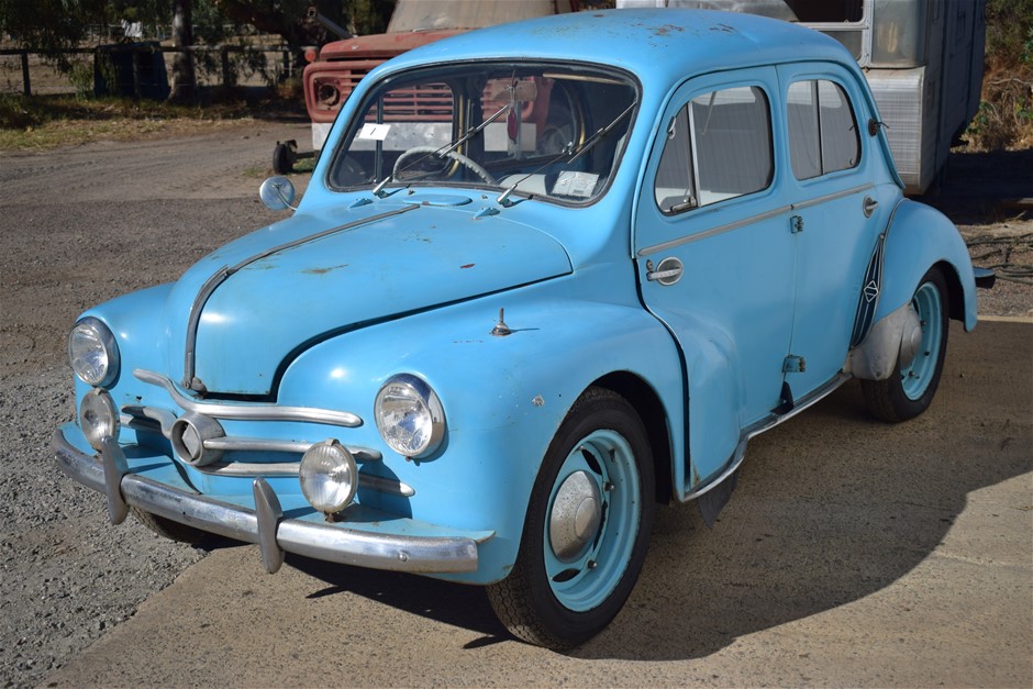 Circa1950 Renault 750 Model 4CV Deluxe RWD Sedan