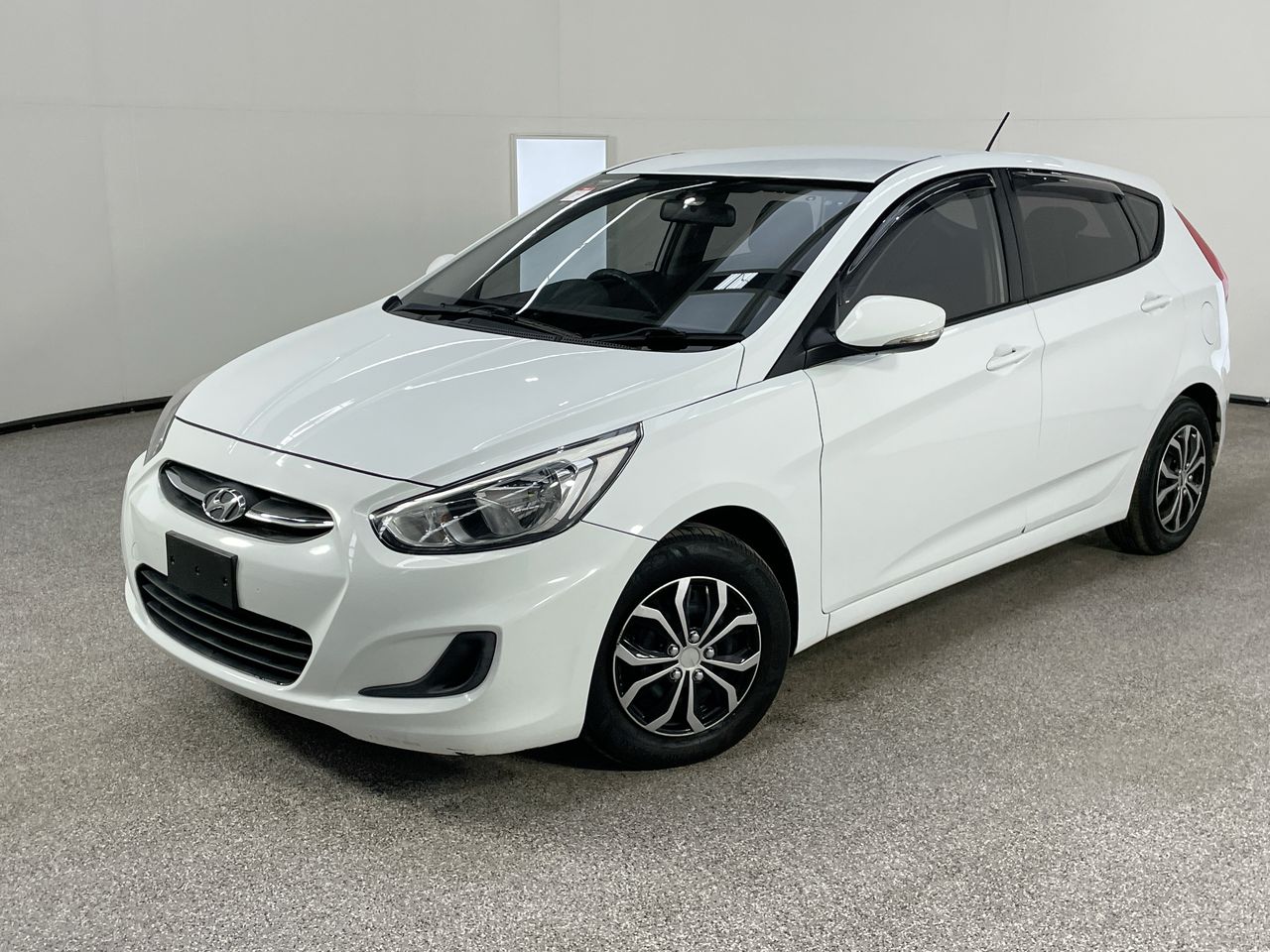 2017 Hyundai Accent Active RB CVT Hatchback Auction (0001-21043710 ...